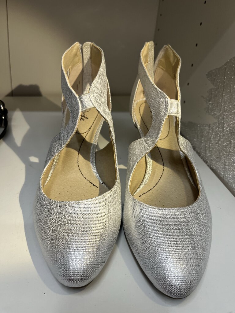 Lifestride Metallic Heels 9.5