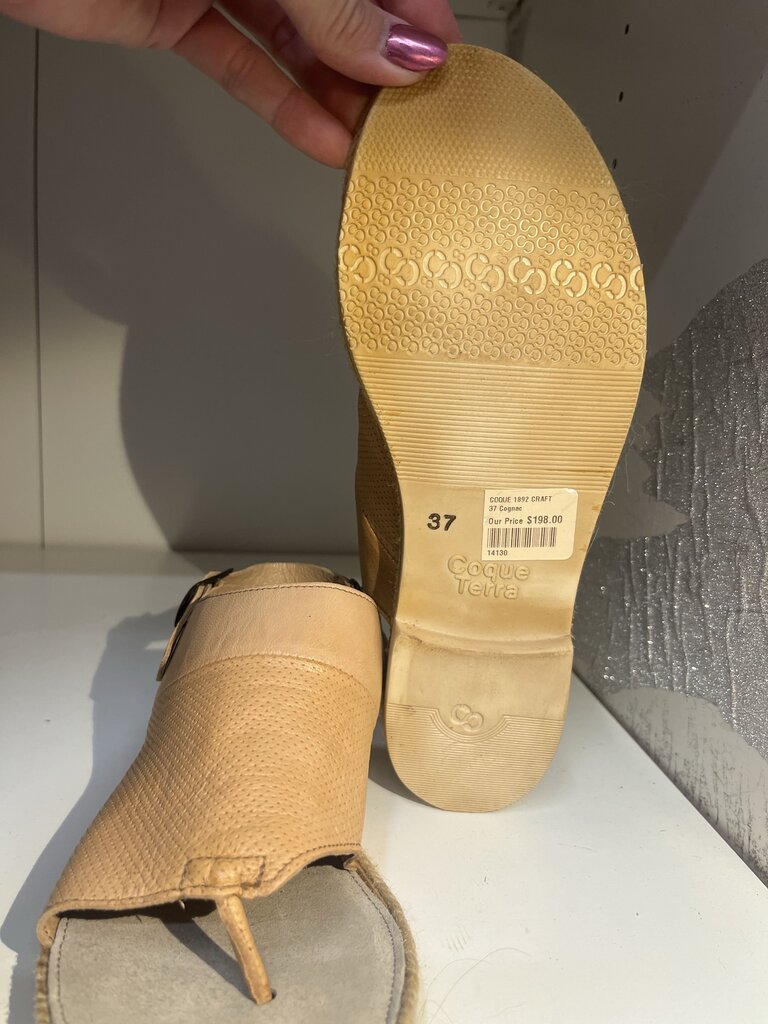 Coque Terra Thong Leather Sandals Beige 37-6