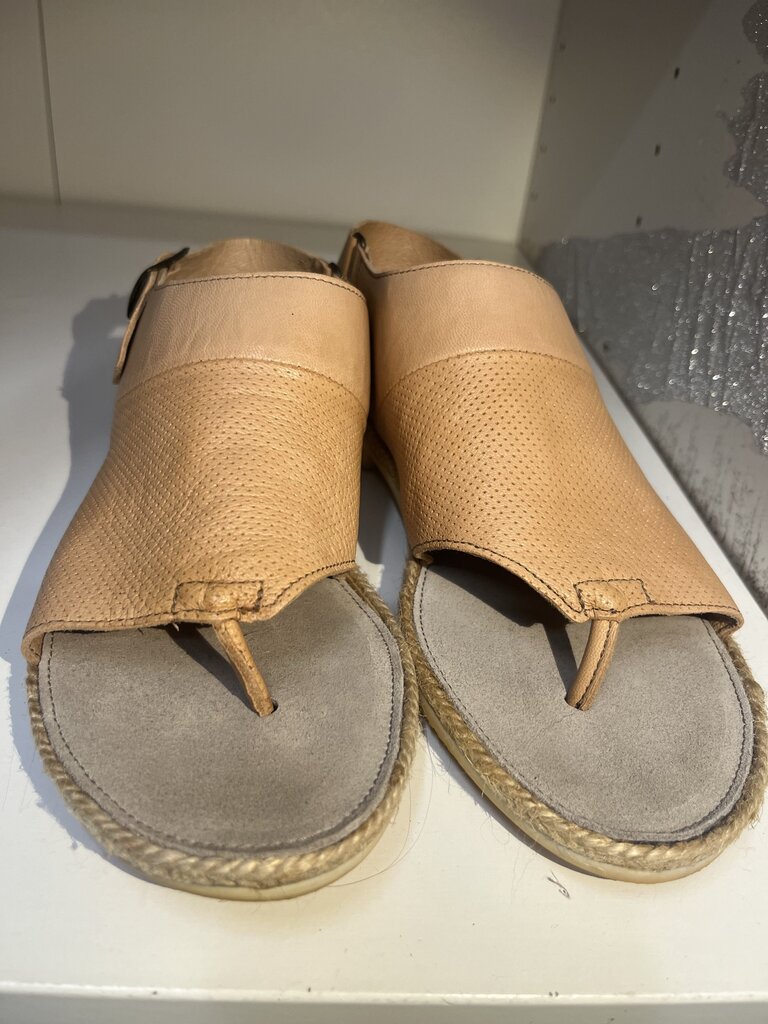 Coque Terra Thong Leather Sandals Beige 37-6