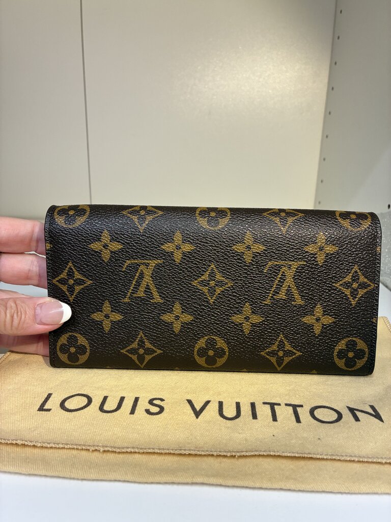 Louis Vuitton Emilie Wallet