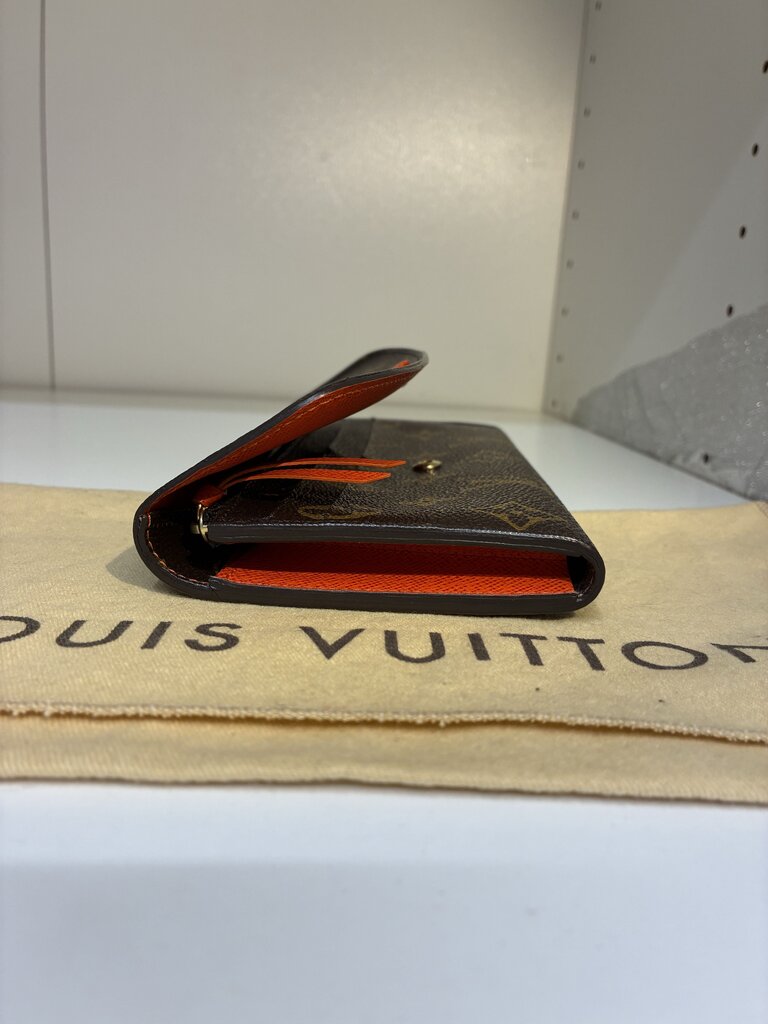 Louis Vuitton Emilie Wallet