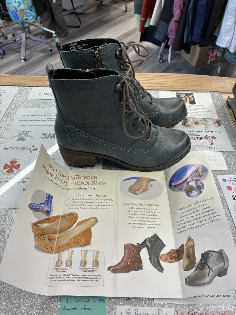 Aetrex LaceUp Zip Boots 8.5