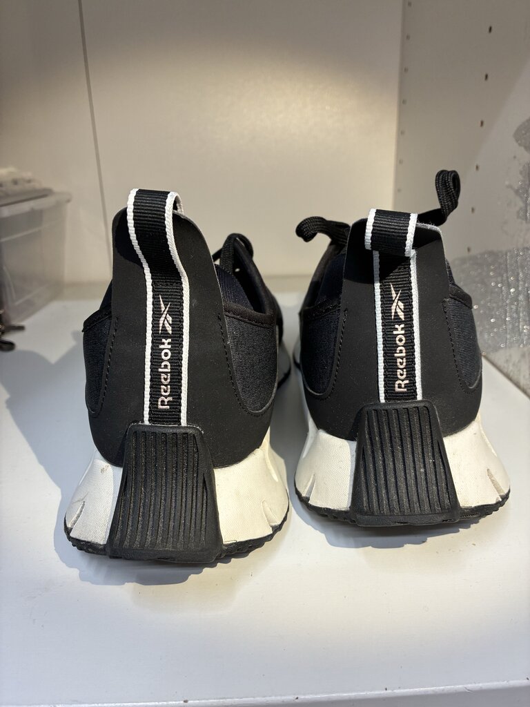 Reebok Zig Dynamica Runners Womens 11 Mens 9