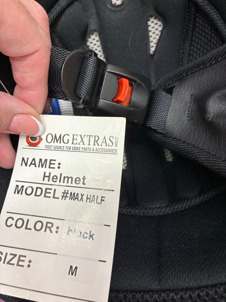 OMG extras DOT approved Helmet Size M