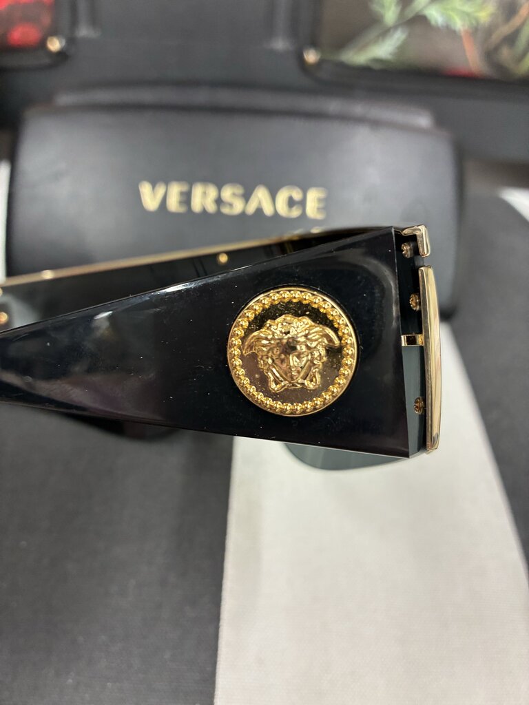 Versache Tribute Gold Trim Sunglasses