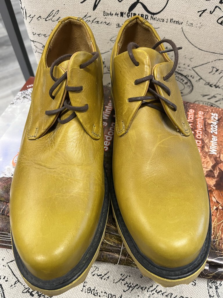 John Fluevog Kaya (10) *1/2 price*