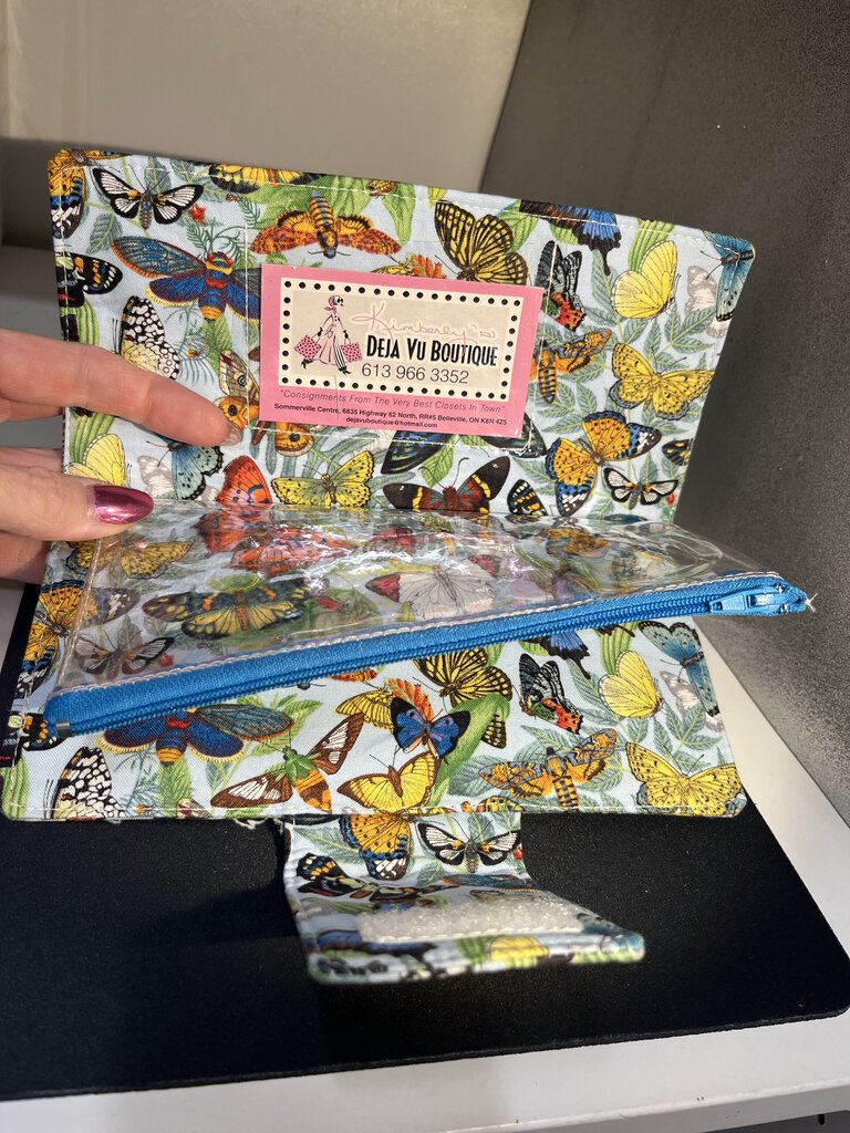 Vintage Fabric Finds Wallet