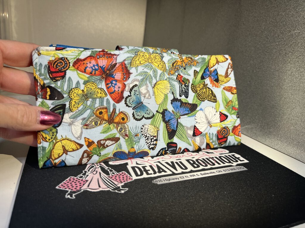 Vintage Fabric Finds Wallet