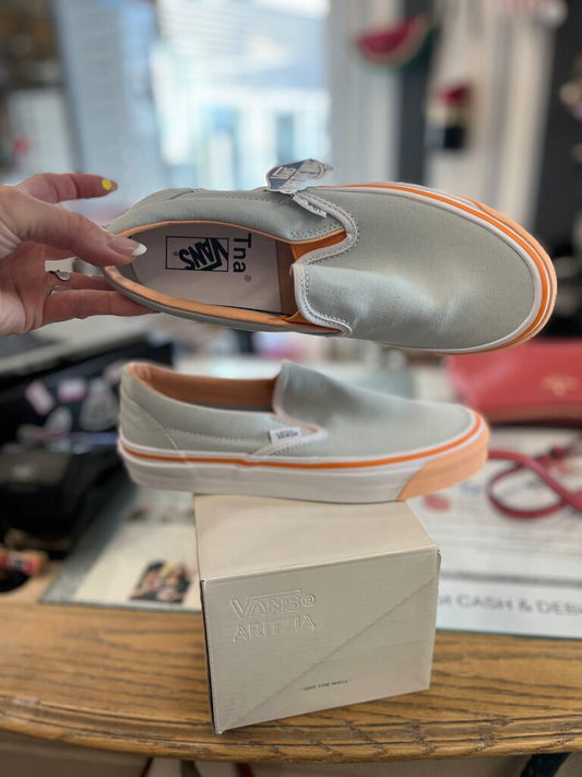 Vans Tna Shoes W8 M6.5