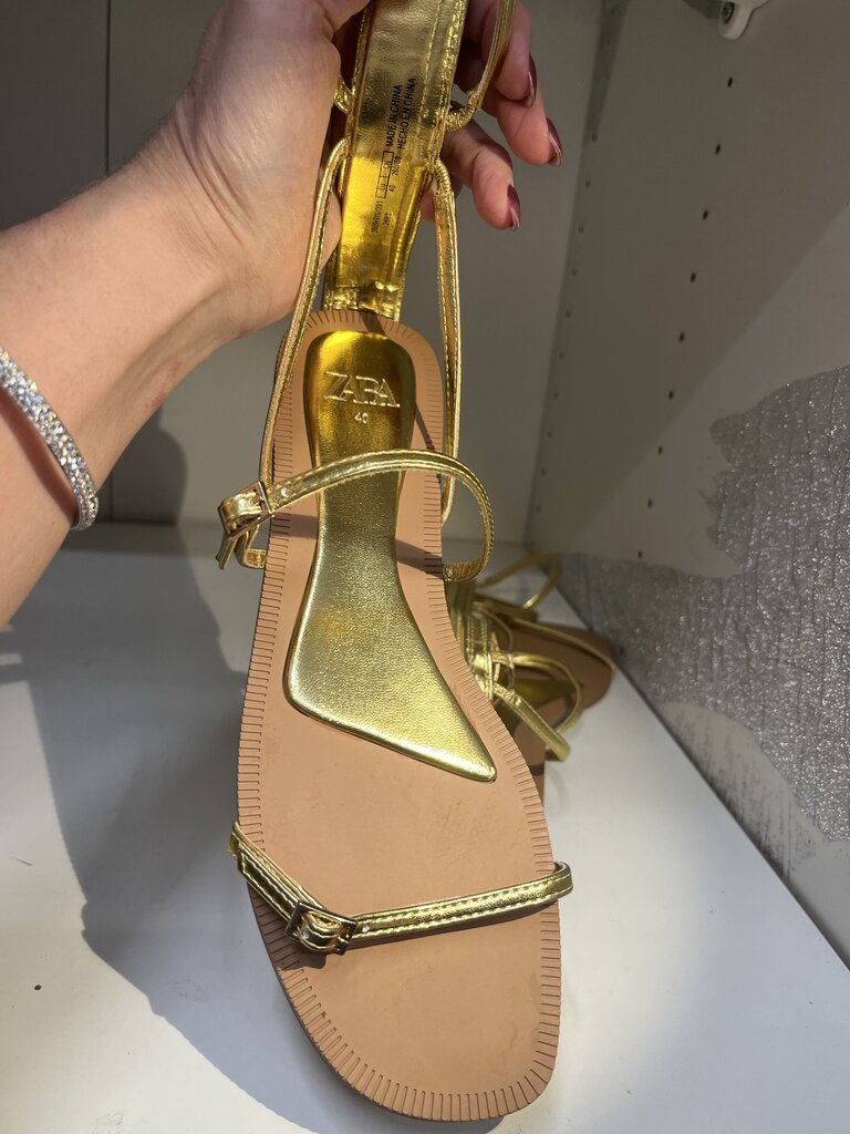 Zara Goddess Gladiator Flats Gold 40-9