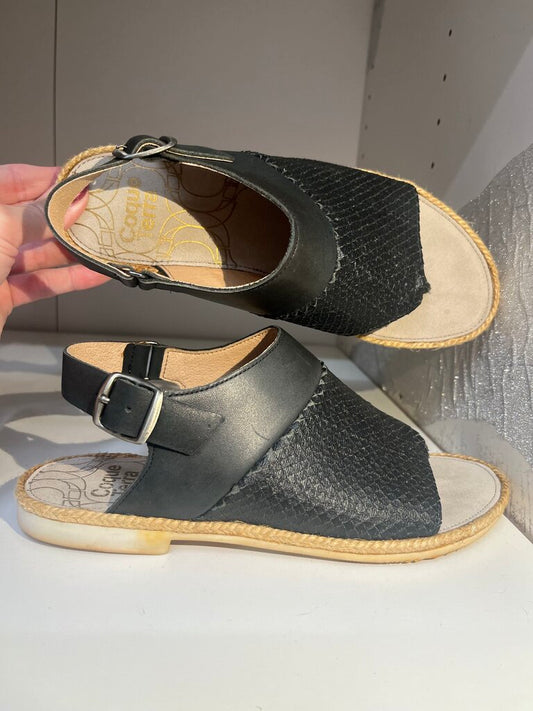 Coque Terra Thong Leather Sandals Black 38-7