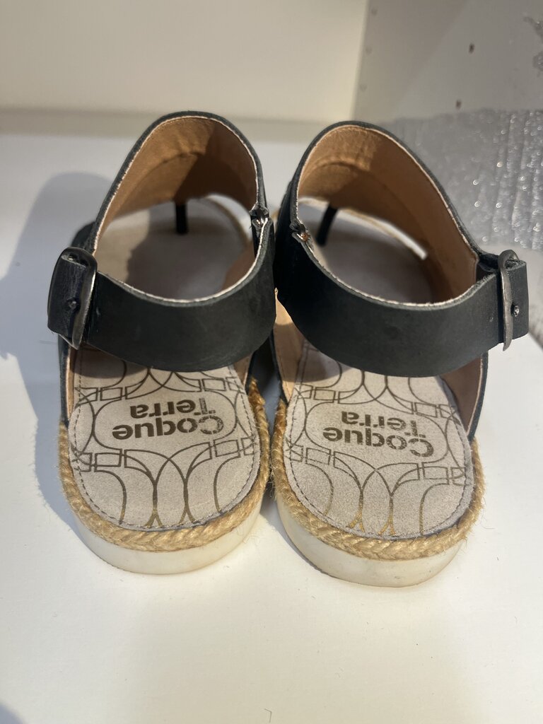 Coque Terra Thong Leather Sandals Black 38-7