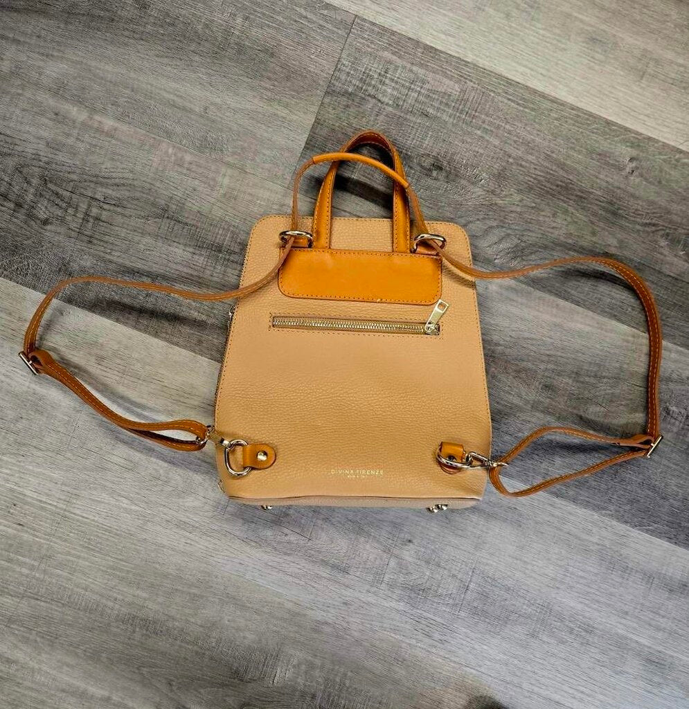 Divina Firenze Leather BackPac