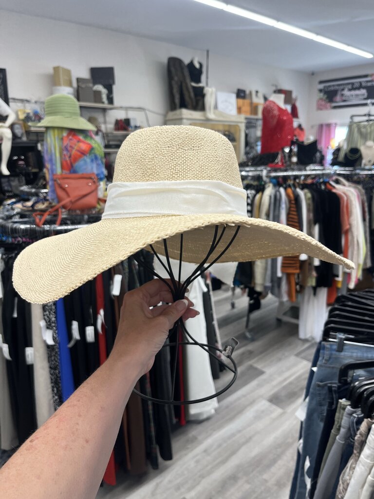 Scala Staw Hat With Bow