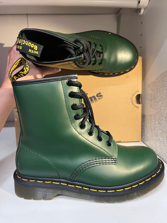 Dr. Martens 1460 Smooth Boot 6