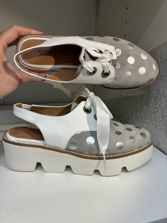 Bresley New Zealand Polka Dot Slingbacks 36