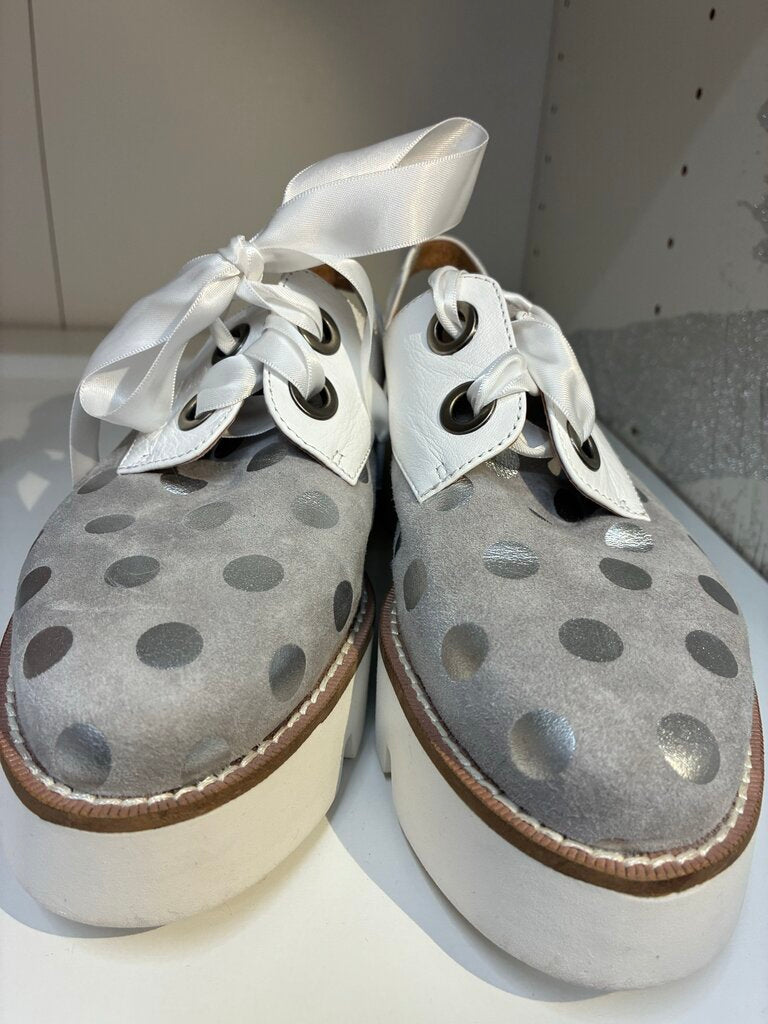 Bresley New Zealand Polka Dot Slingbacks 36