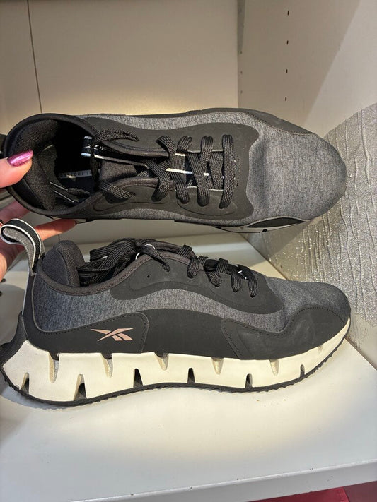 Reebok Zig Dynamica Runners Womens 11 Mens 9