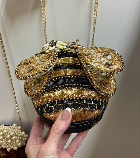 Mary Frances Sweet As Honey Bee Handbag