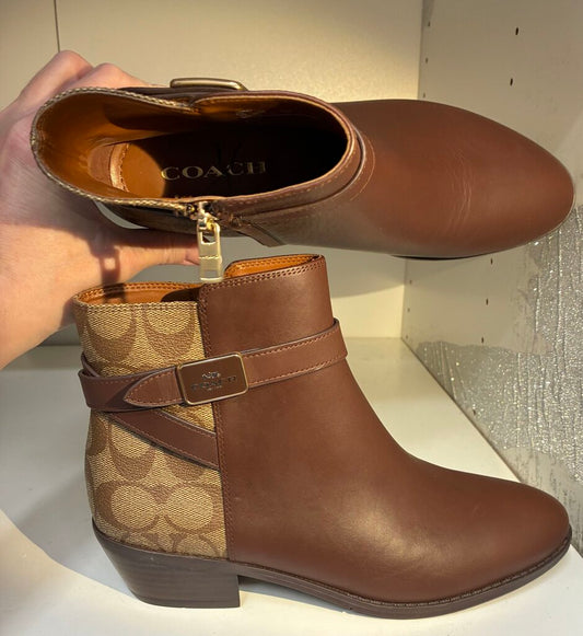 Coach Short Leather Brown Monogram 7.5