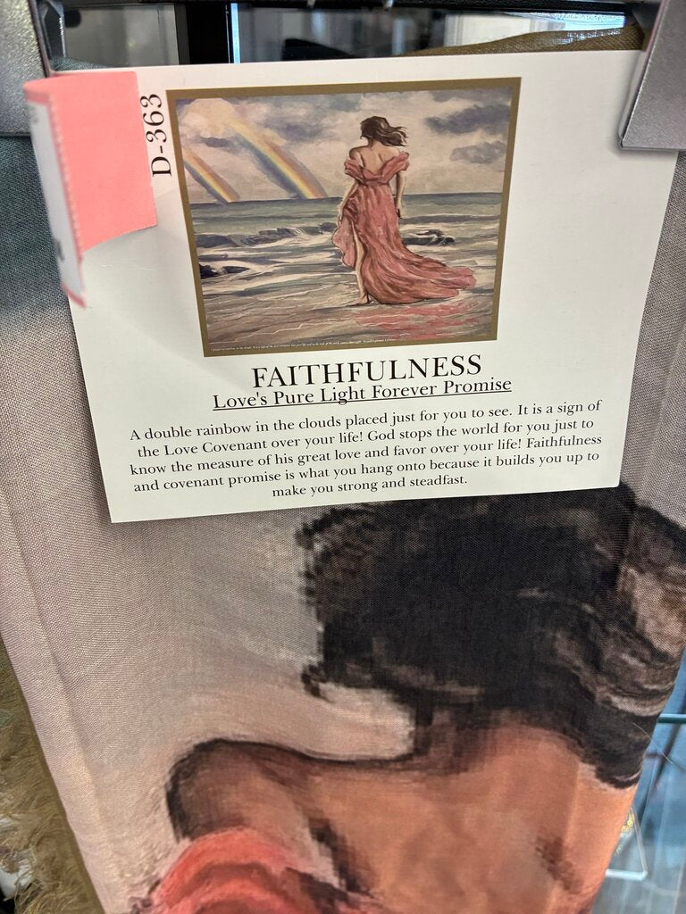 Loves Pure Light Faithfullness Scarf