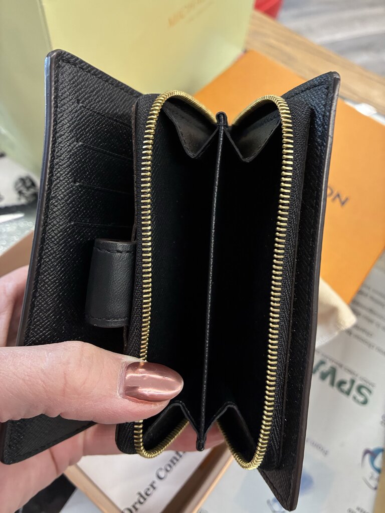 Louis Vuitton Reverse Monogram Juliette Wallet
