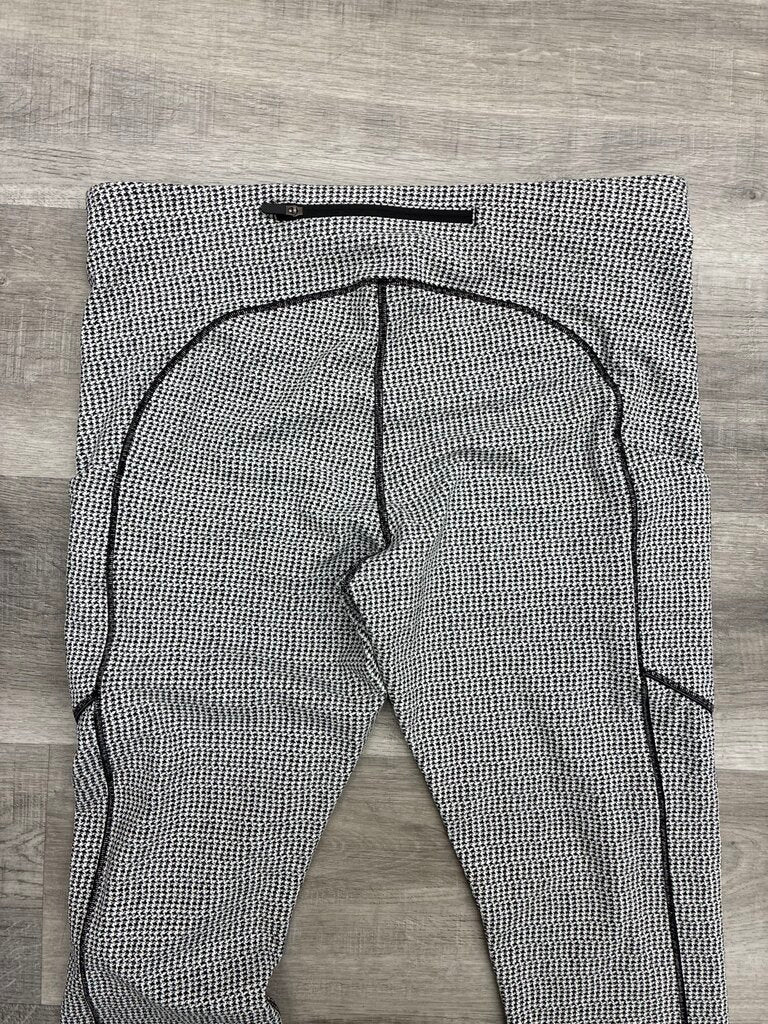 Lululemon Mini Houndstooth Print Pant Size 14