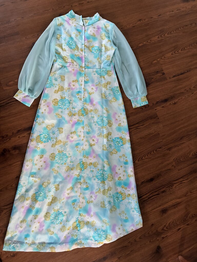 Sandi-Gale Toronto Size 15/16 (50's)
