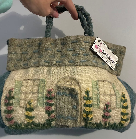 Vintage Handmade 2 Handle Cottage Purse