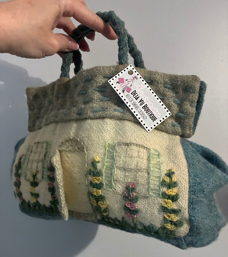 Vintage Handmade 2 Handle Cottage Purse