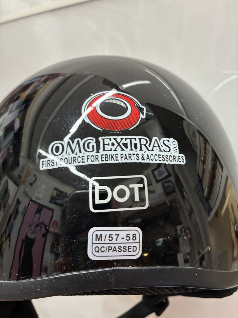 OMG extras DOT approved Helmet Size M