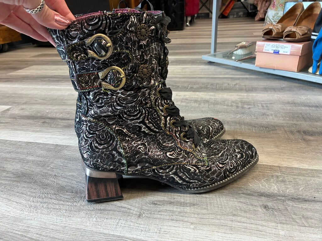 Lartiste Funky Ribbon Lace Up & Zip Boots 41-10