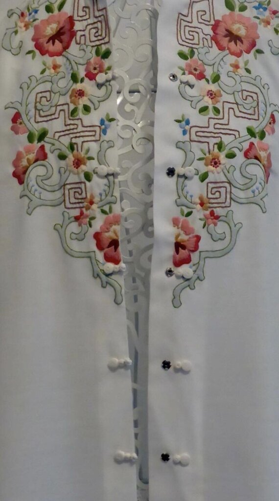 Vintage Lily embroidered Long Sleeve Blouse M
