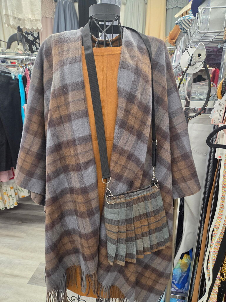 Outlander Wool Cape & Kilt Purse