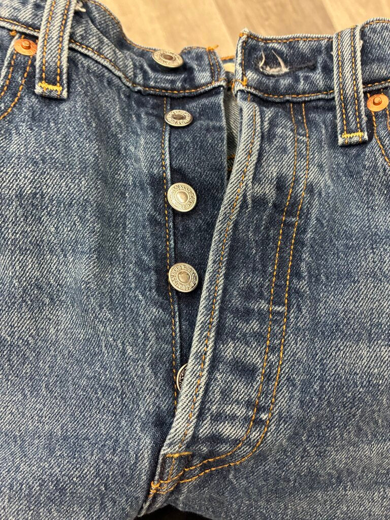 Levis Ribcage Straight Buttonfly Jeans 27