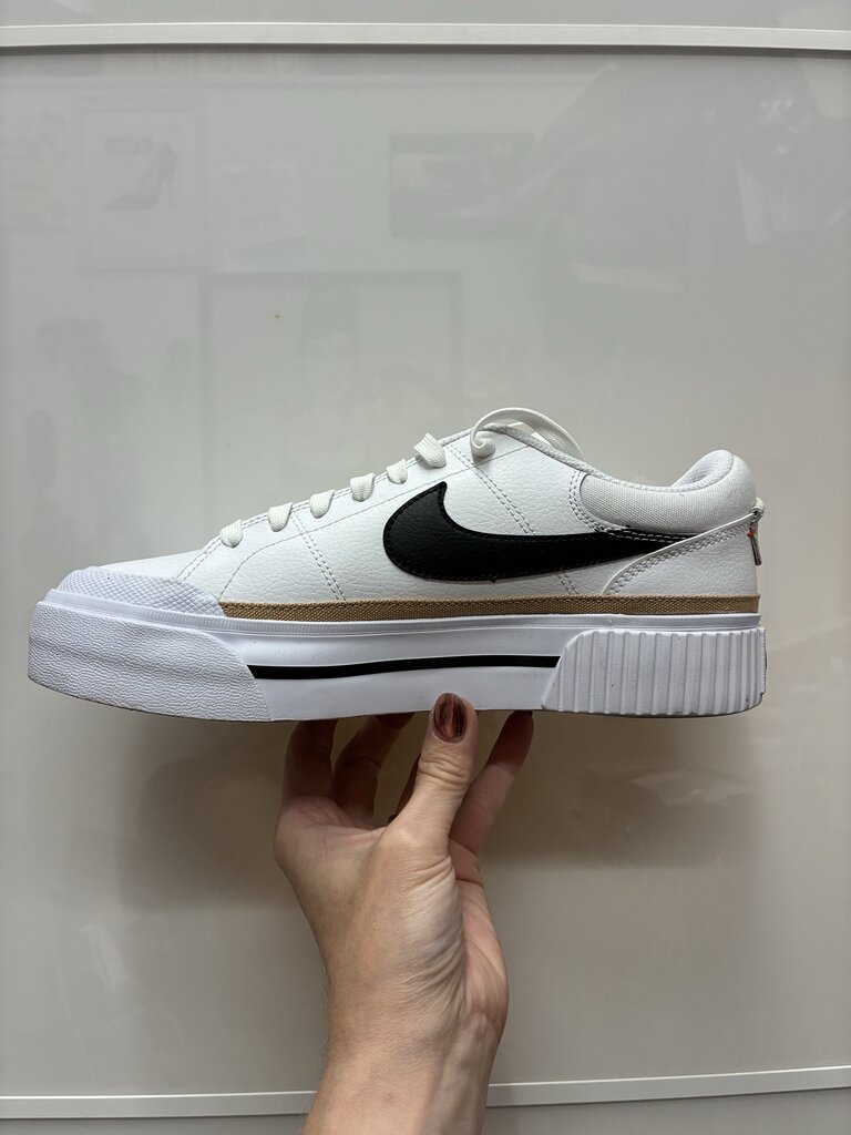 Nike Court Legacy Lift Sneakers 9.5