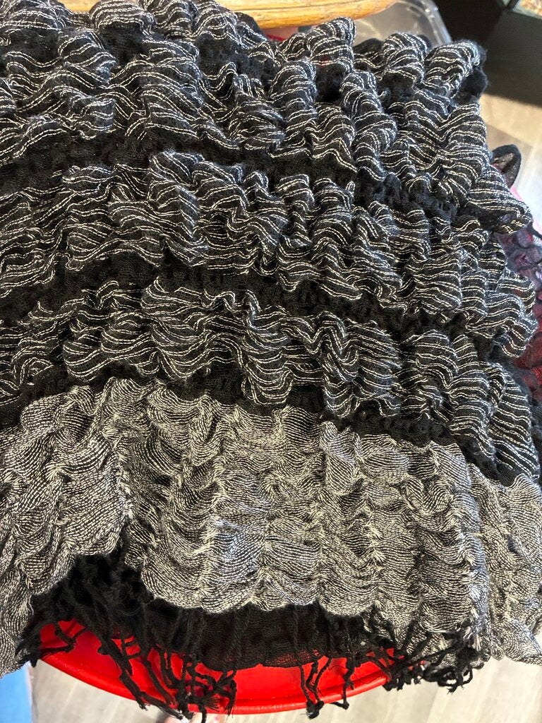 Bouncy Scarf Black & Grey