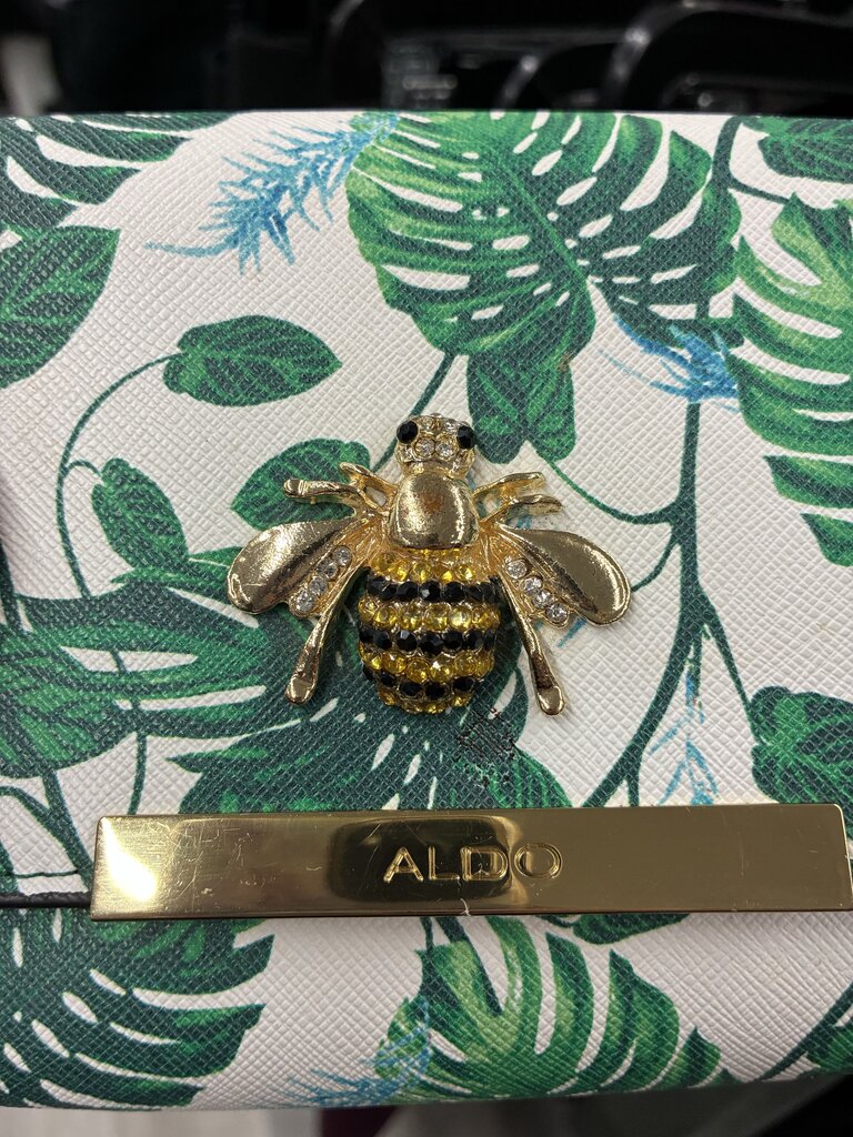 Aldo Convertable Strap Bee Purse
